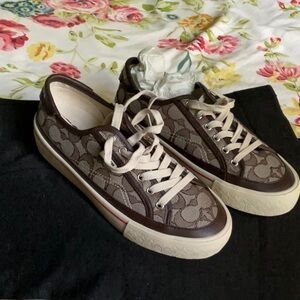 NWT COACH BROWN SNEAKER